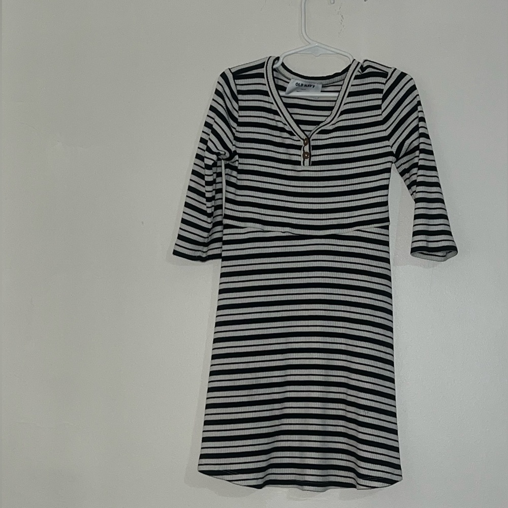 Old Navy Black and White Striped Long Sleeve Dress - Girl's 6/7